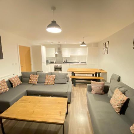 3 Bedrooms Double Or Single Beds, 2 Parking Spaces! Wifi & Smart Tv'S, Balcony Πόρτσμουθ Εξωτερικό φωτογραφία